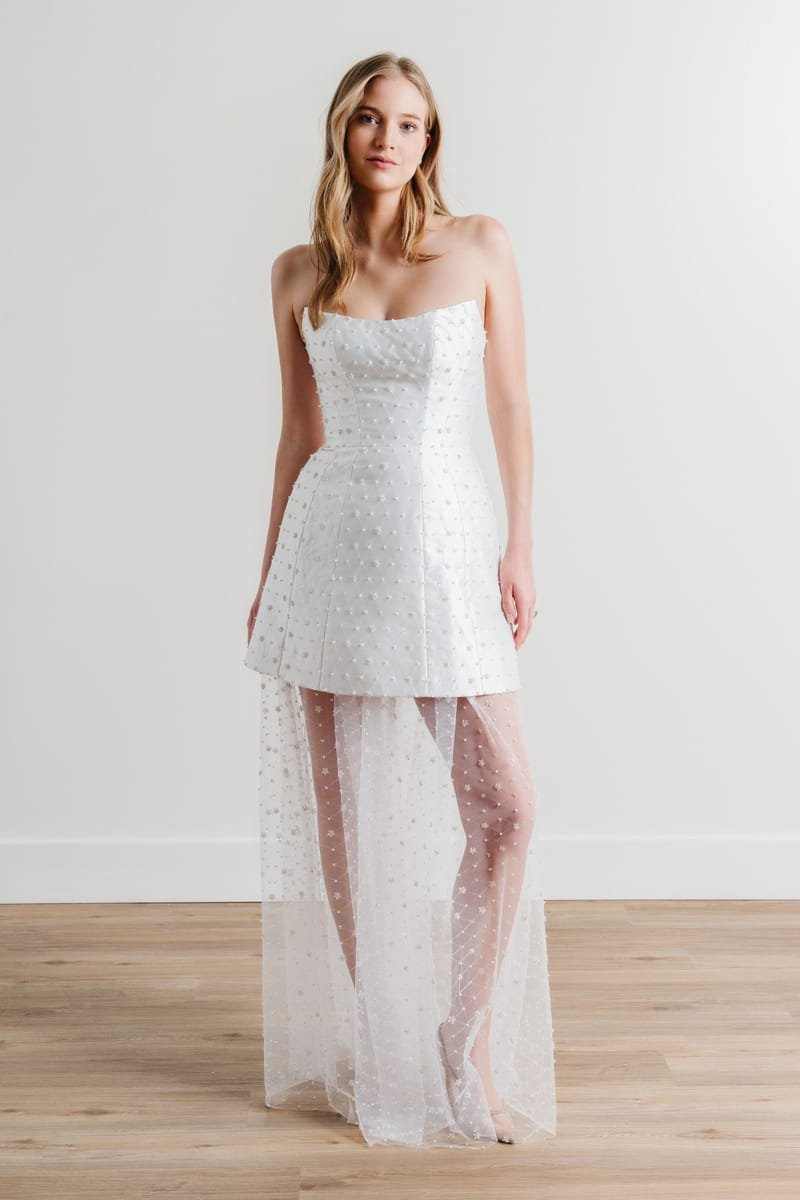 Robe de mariée deux en un, courte, jupe transparente amovible — Gabriel par Watters Designs, showroom MADAMOON Paris 10e