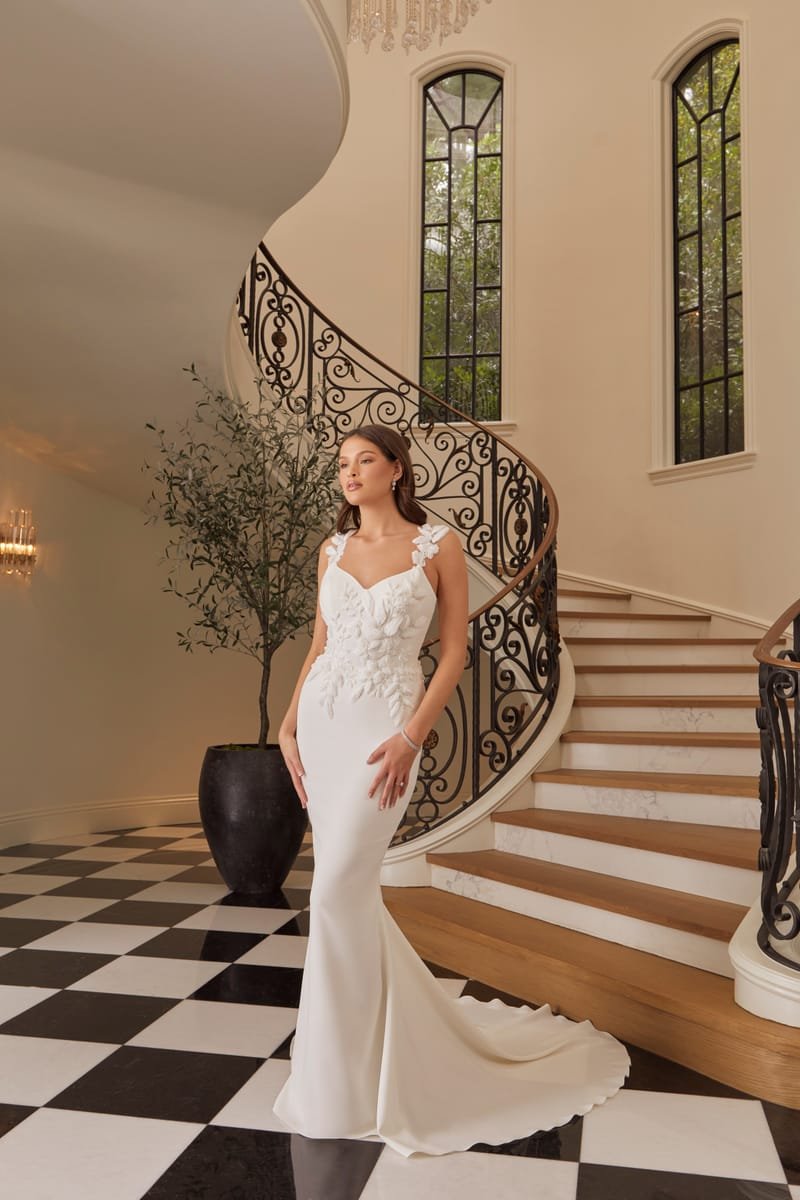 Wedding dress, mermaid with a detachable overskirt — Tessa by Casablanca Bridal, MADAMOON showroom, Paris 10e