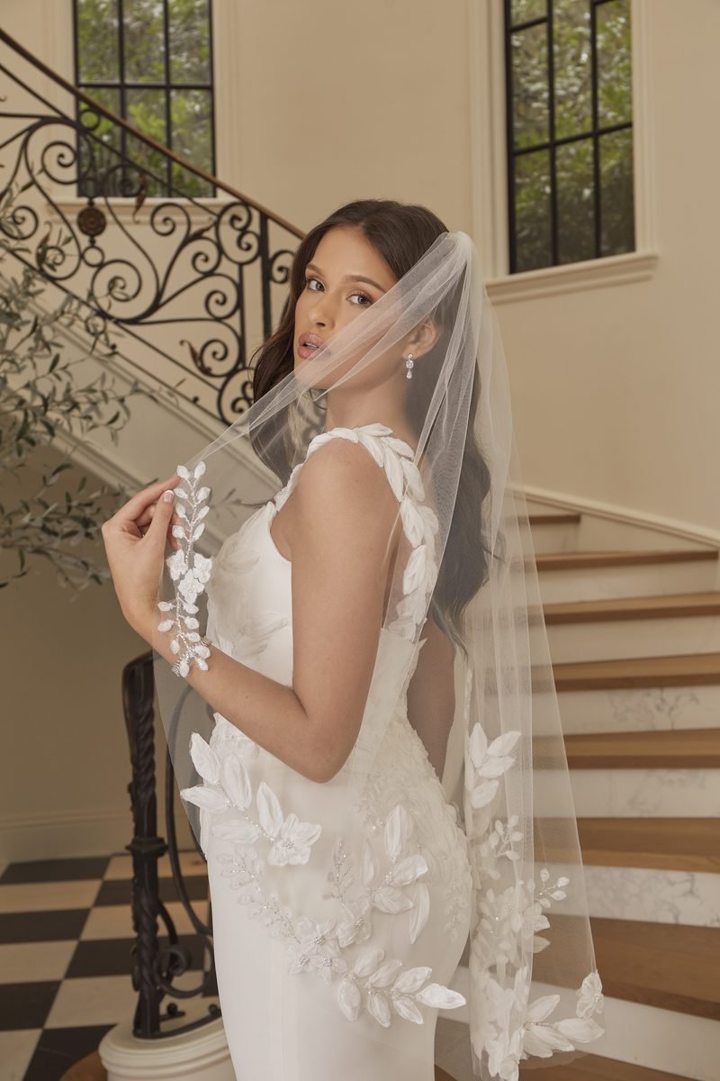 Wedding dress, mermaid with a detachable overskirt — Tessa by Casablanca Bridal, view 6, MADAMOON showroom, Paris 10e