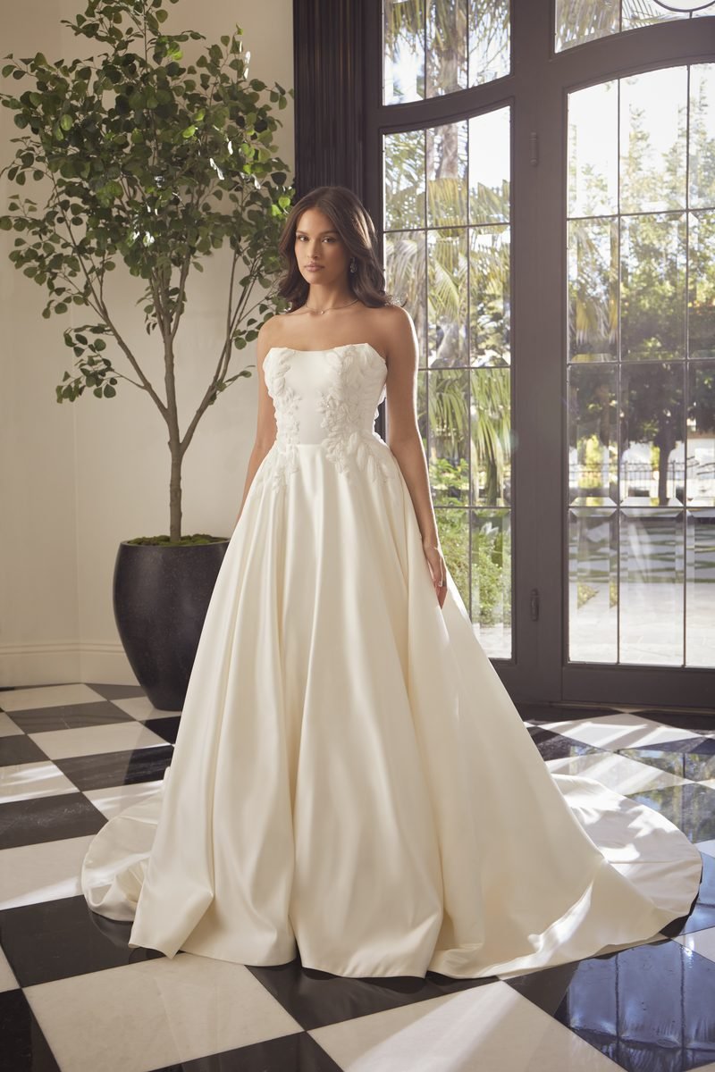Wedding dress, ball gown, Silk satin, detachable dropped straps — Addison by Casablanca Bridal, view 6, MADAMOON showroom, Paris 10e
