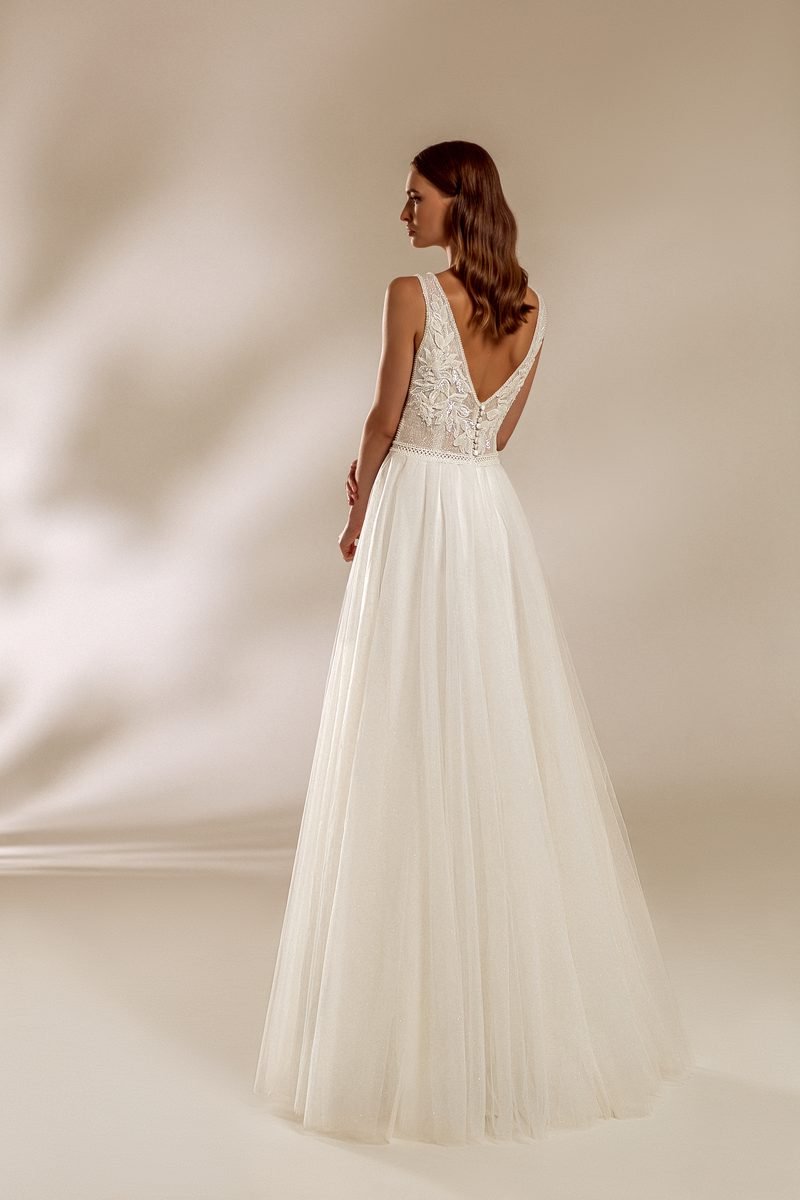 Wedding dress, a-line, pearls and sequins — the Angel model, view 2, MADAMOON showroom, Paris 10e