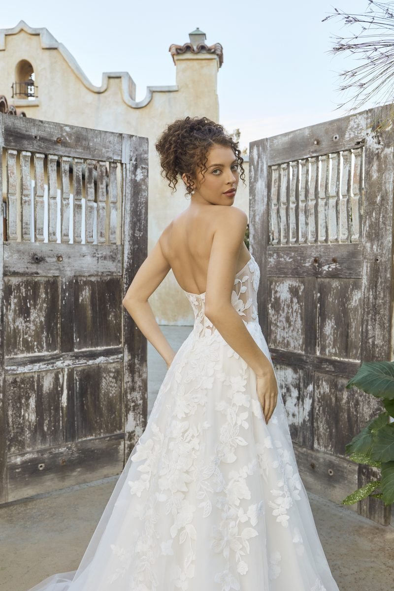 Wedding dress, a-line, lace appliqués and matte sequins — Solana by Casablanca Bridal, view 7, MADAMOON showroom, Paris 10e