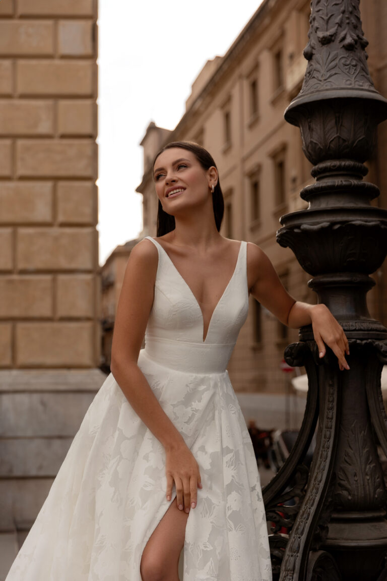 Robe de mariée trapèze Jacquard