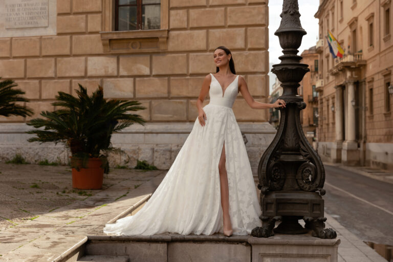 Robe de mariée trapèze Jacquard