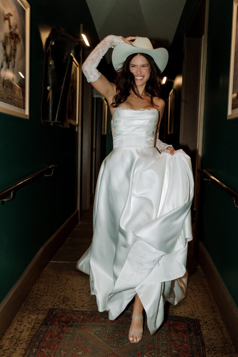 16744_Aster+With+Sleeves_Ivory_042