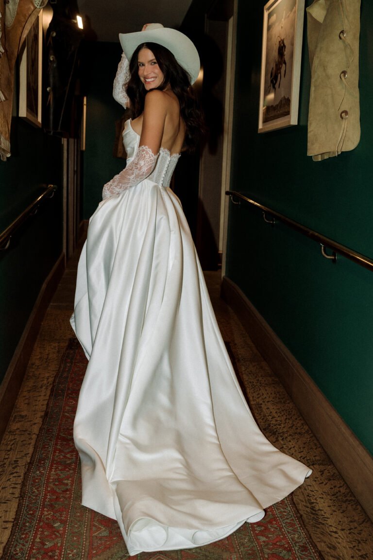 16744_Aster+With+Sleeves_Ivory_045